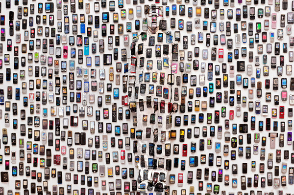 Image of Liu Bolin "Hiding in the City" Exhibition @ Galerie Paris Beijing #bravo #paris #bolin #camouflage #liu #hide #hiding #epic
