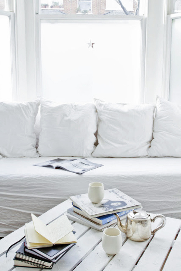 CJWHO ™ (White Livingroom | Photography: François...) #white #cozy #design #living #interiors #luxury #photography #room