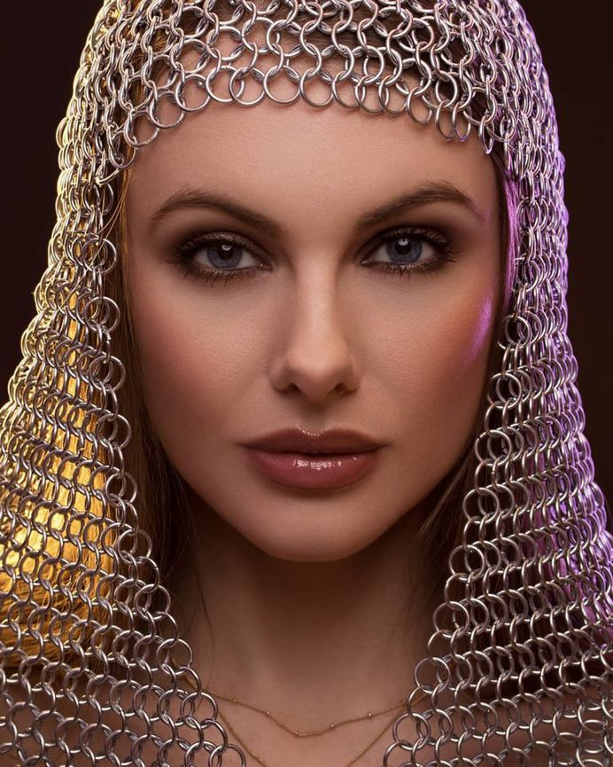 Mesmerizing Fashion and Beauty Portrait Photography by Miguel Quiles