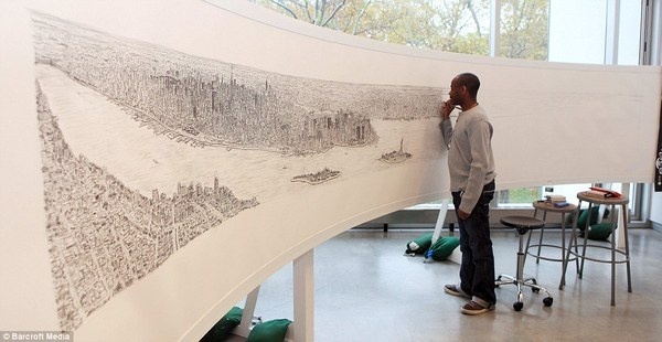 Autistic artist Stephen Wiltshire on his third day of drawing the New York skyline from memory #memory #wiltshire #autistic #york #stephen #skyline #new