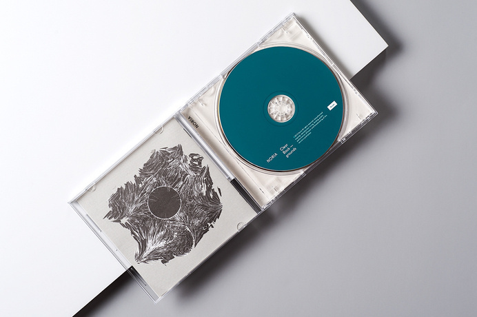 noria-2.jpg #direction #art #music #layout #noria #cd #typography