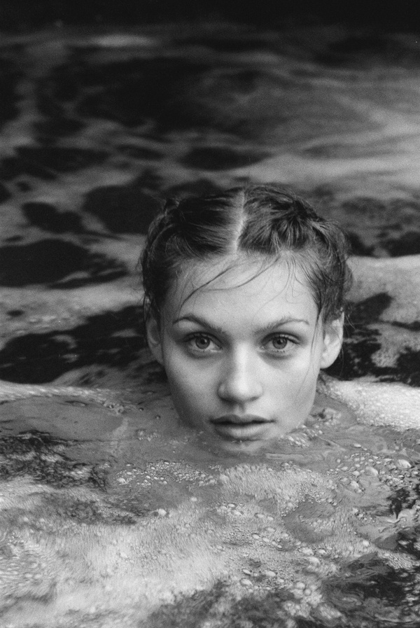 Les Belles Croix #photography #woman