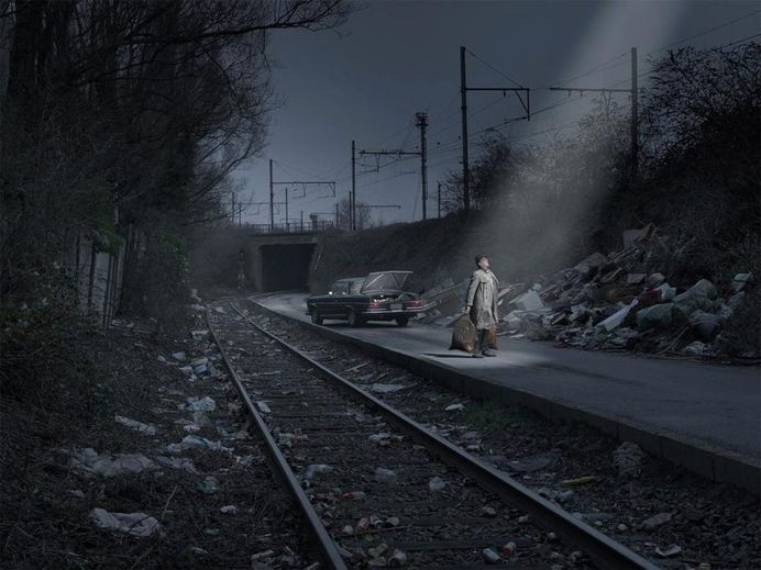 Cinematic and Atmospheric Street Photography by Geert De Taeye
