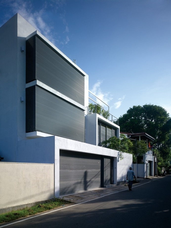 House 1 by Isurunath Pramitha Associates #minimalist #house