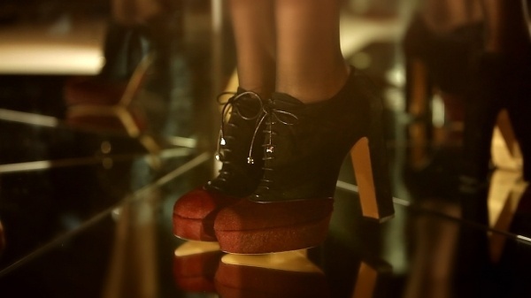 The Studio of Williamson Curran #fashion #mirror #shoes #film