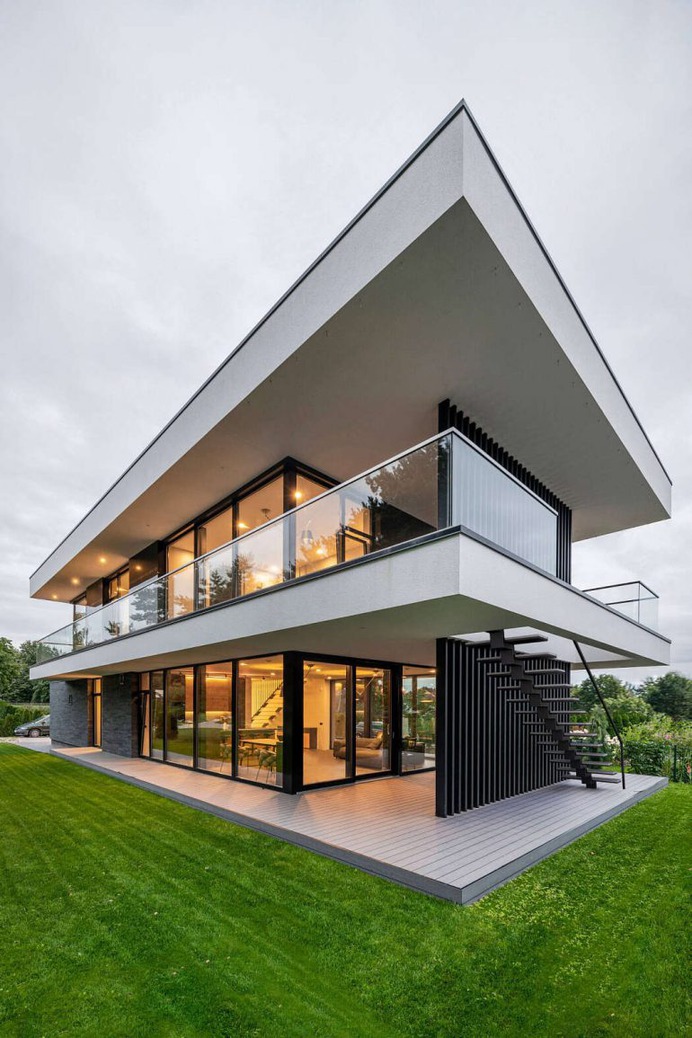 Panoramic View House by Archlab