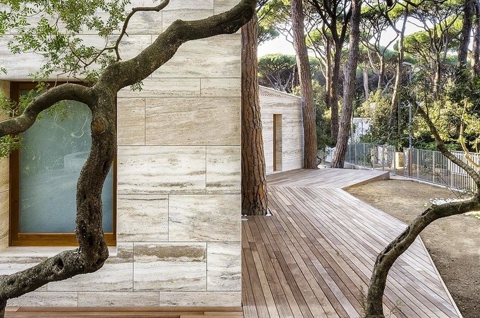House in a Pinewood by sundaymorning #design #architecture