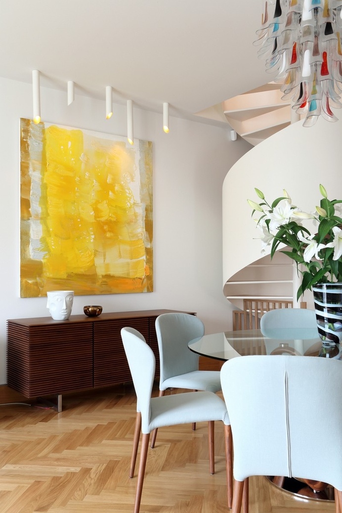 Apartment OG – Space for a Woman / Open AD