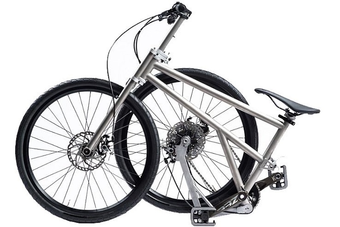 Ride your bike wherever and whenever you want with this revolutionary folding bicycle. Take it to work or just take it with you! #design #pr