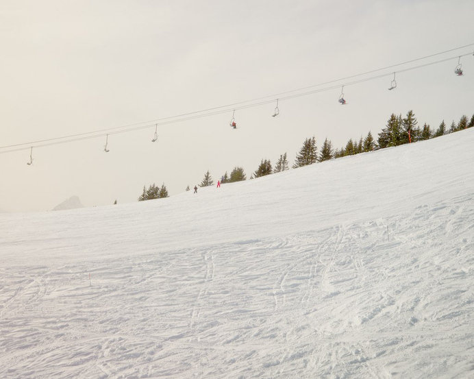 skis, piste, minimal, white, skiers, snow, white, graphic, landscape, ski lift, ski, empty #white #ski #graphic #snow #lift #landscape #piste #minimal #empty #skis #skiers