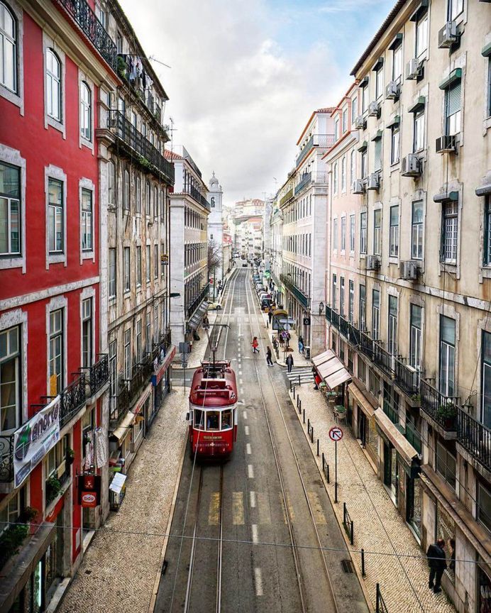 Vibrant Travel Street Photography by Alex Zouaghi