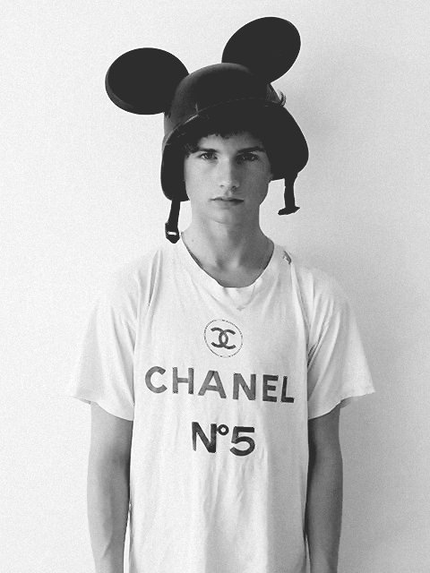 CREATIVE LIVING from a Scandinavian Perspective: Mickey on the rise? #inspiration #white #b&w #black #photography #and