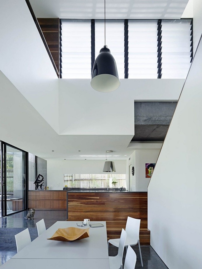 Queenslander House Upgraded to Accommodate a Growing Family 6