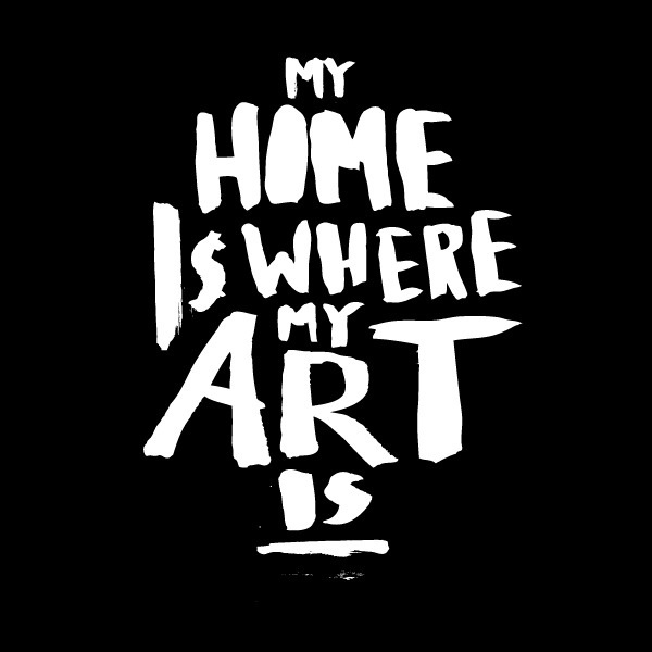 24_background.png (PNG-Grafik, 600 × 600 Pixel) #logo #tag #white #black