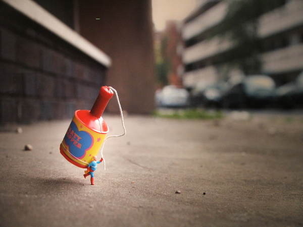 little_people_street_art_4 #miniature #diorama #art