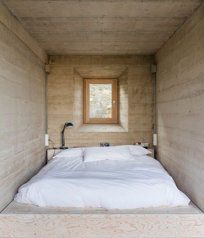 Stonewall House in Girona by Harquitectes 11