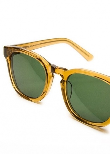 Sara Lindholm #yellow #eyeglasses