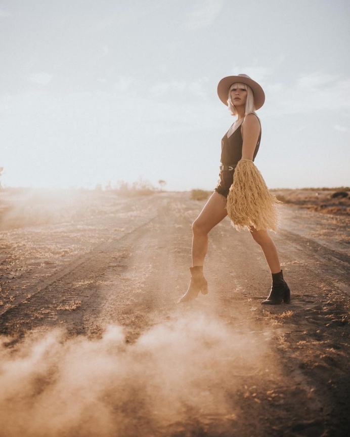 Beautiful Female Portraits by Luke Gottlieb