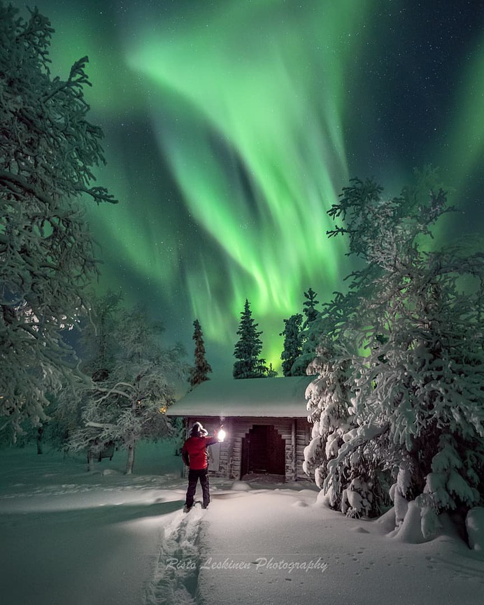 Risto Leskinen Captures Amazing Northern Lights in Finland