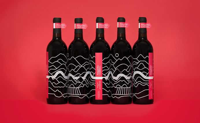 Pequeño Camino Wine #wine #designlabel #Label #silkscreen #bottle #road