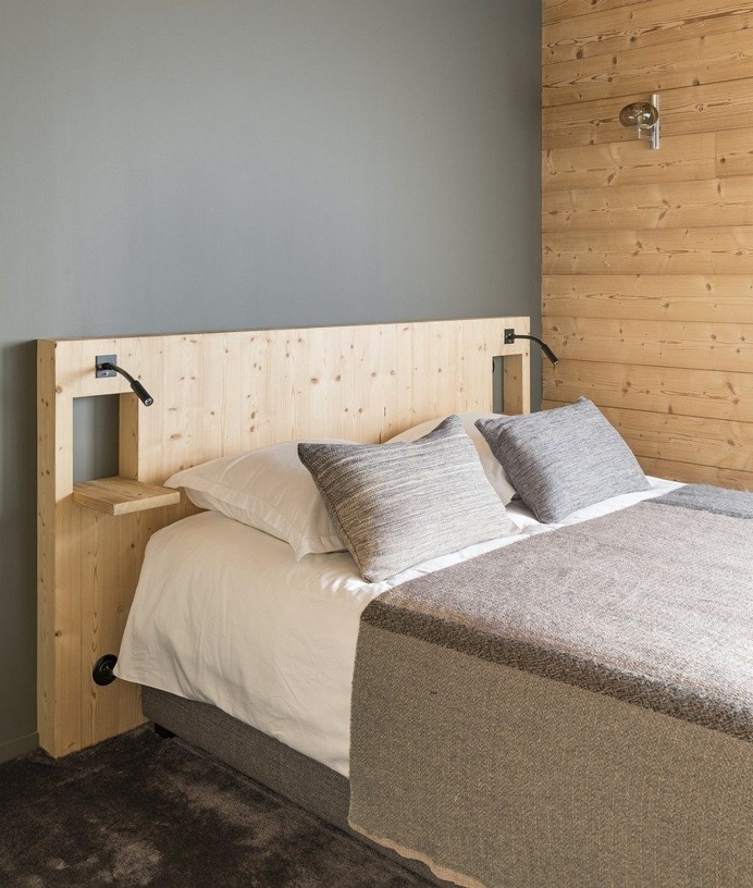 This Wooden Mountain House Features Delightful Mix of Traditional and Modern 21