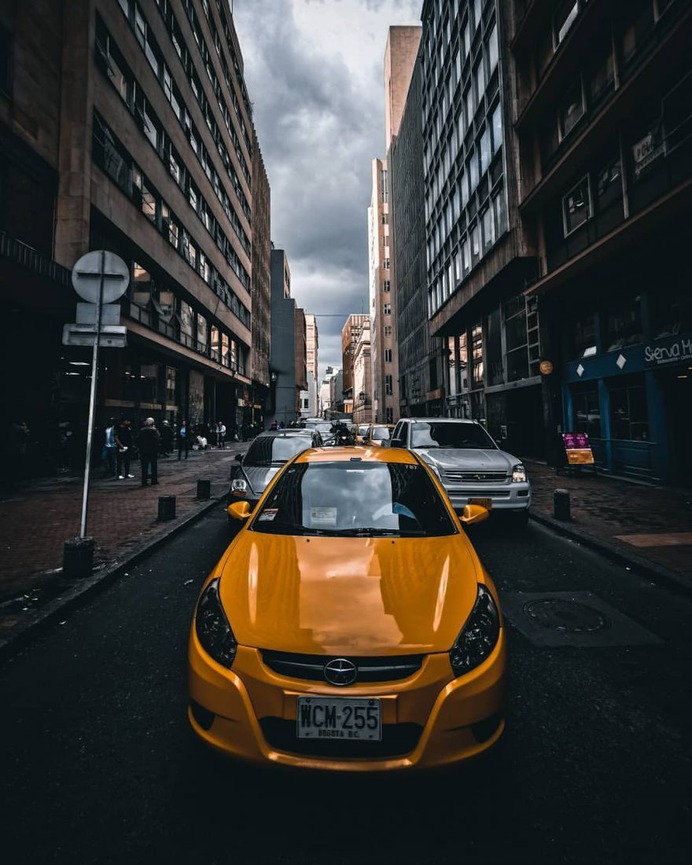 Striking Urban and Street Photography by Alfonso León