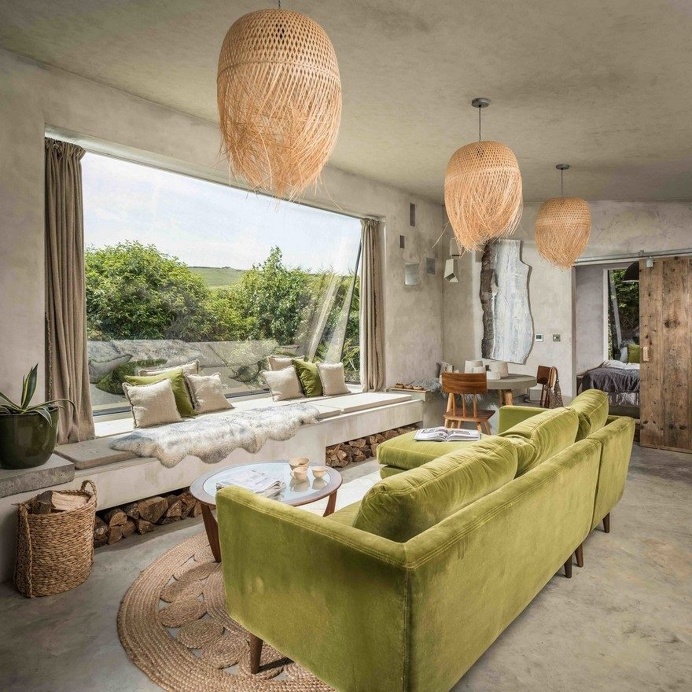 This Small Holiday Cottage Combines Modern Aesthetics with Buconic Charm 3