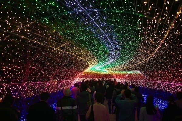 Japans Tunnel of Lights 0 #tunnel #light #japan #installation