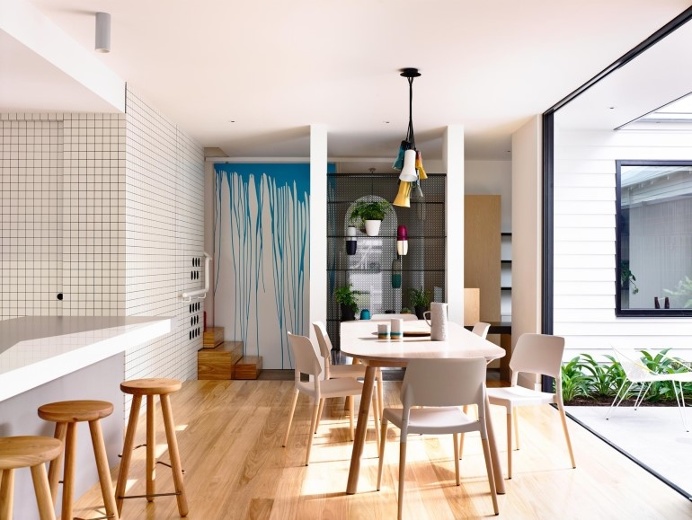 Sandringham House – Double-Fronted Weatherboard Converted into a Cozy Home