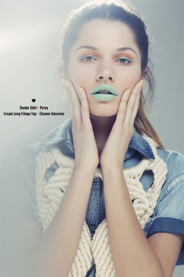 Love Heart | Volt Café | by Volt Magazine #make #design #graphic #volt #colors #up #fashion #voltcafe #editorial #magazine