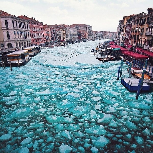 frozenvenice04 #frozen #venice #photography #canal #italy