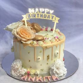 Buttercream with Chocolate Sea Salt Caramel Cake