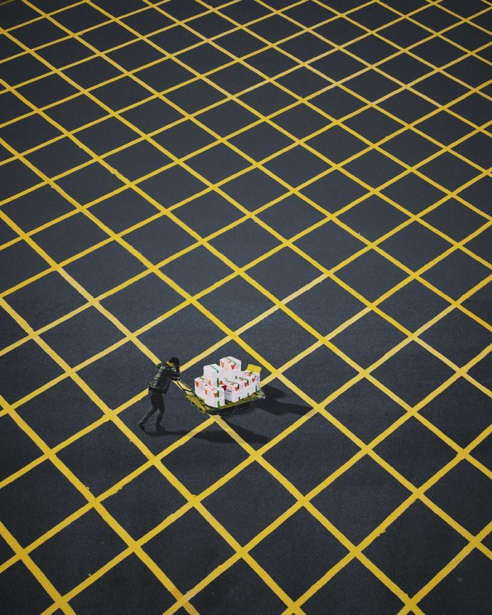 Creative, Colorful and Minimalist Photos of Hong Kong Architecture by Chak Kit