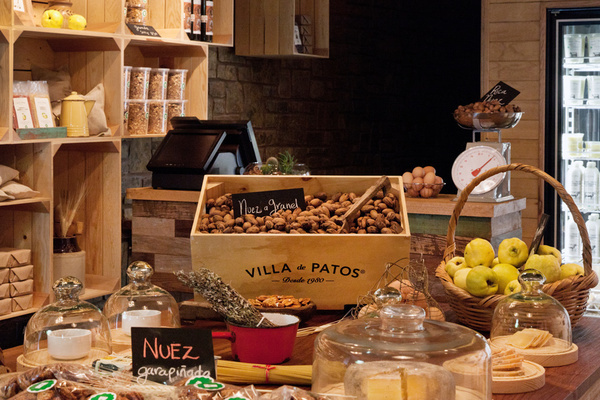 VILLA DE PATOS – INTERIOR on Behance #interior #wood