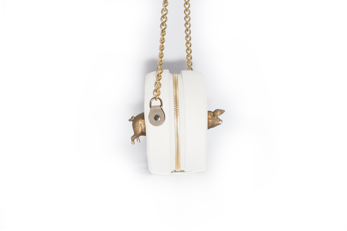 Image of Cerdo #lopez #surrealism #design #handbags #carla