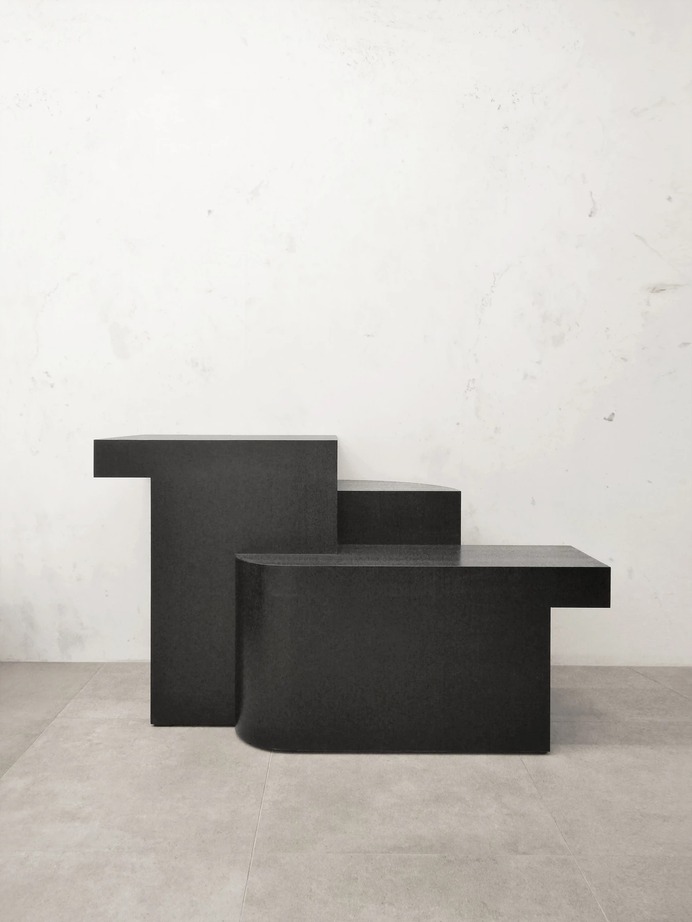 Black Table by Atelier KHJ