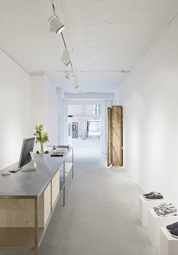 Ethereal Gold #interior #metal #white