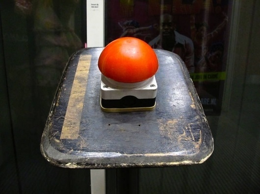 Yvan Rodic #button #red