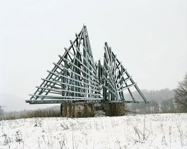 yugoslavia monument #concrete #monument #yugoslavia