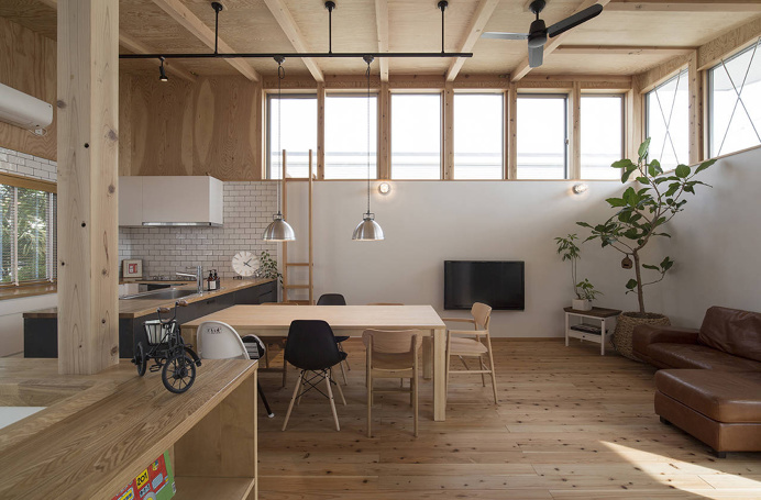 Nishihisashi House