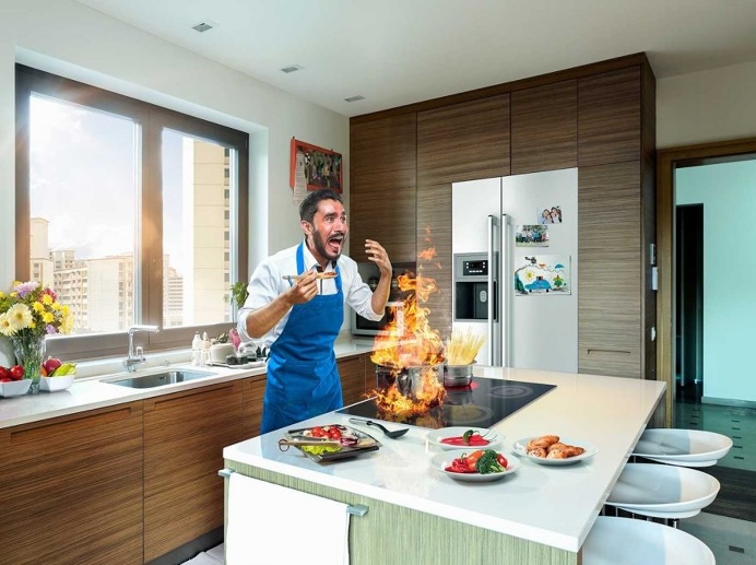 Creative Advertising Photography by Cristian Monroy