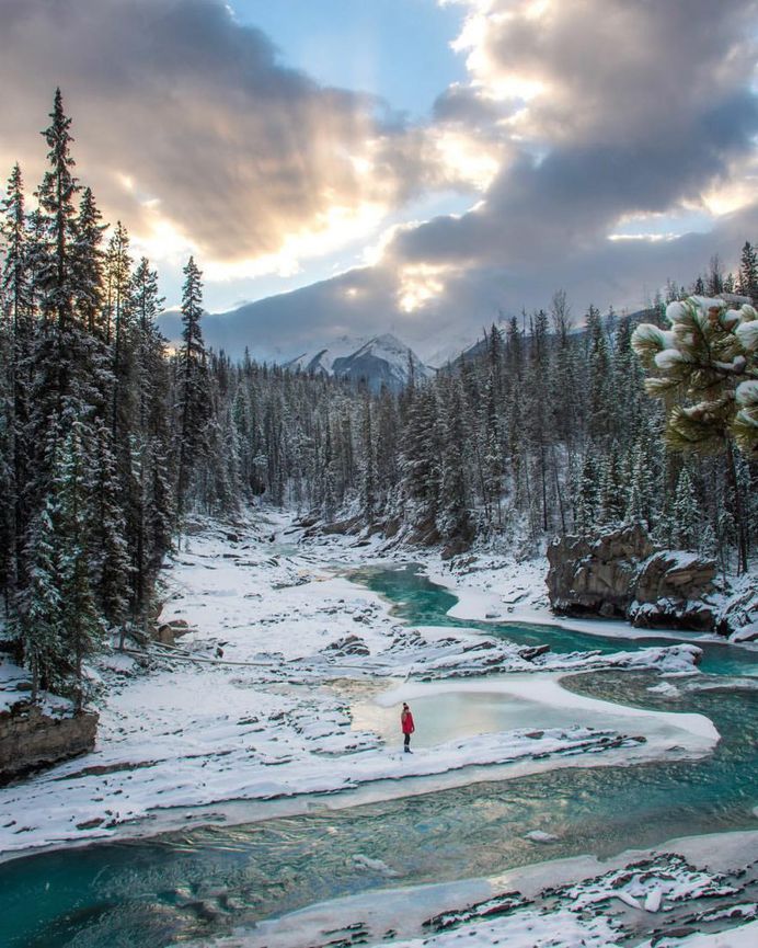 #canadasworld: Beautiful Landscapes of Canada by Robin Laurenson