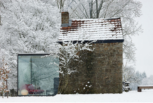 Post image for Stone And Glass Belgian Countryside Home #glass #brick #architecture