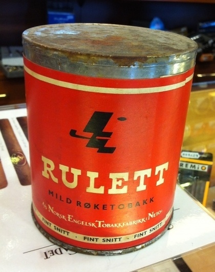 Riley Cran | Blog #mark #rulett #vintage #tobacco #logo #can #typography