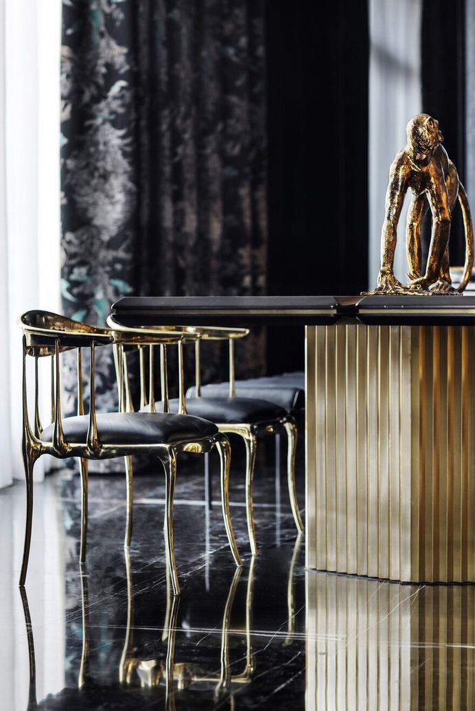 Perfect Interpretation of Playful Art in a Dramatic Space