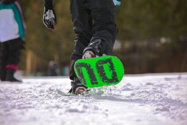 Dual Snow Boards for Snowboarding #tech #gadget #ideas #gift #cool