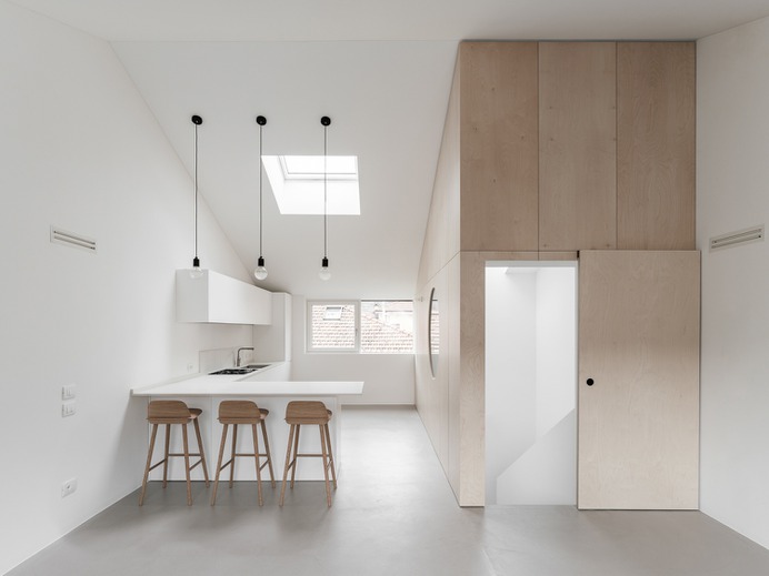 House TR by Campomarzio