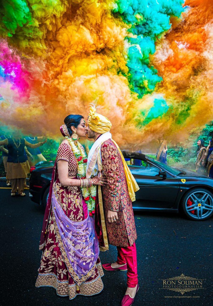 20 Trendy Smoke Bomb Photography Ideas For Your Special Wedding Album