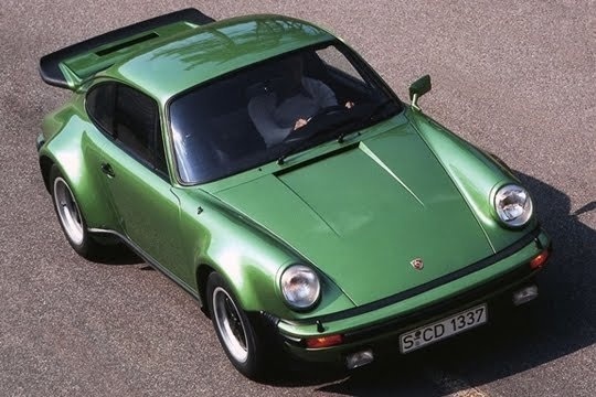 The Petrol Stop: Car in the 90's what happened #porsche #911 #1970s #green