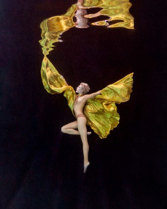 Underwater Fine Art Portrait Photography by Craig Colvin